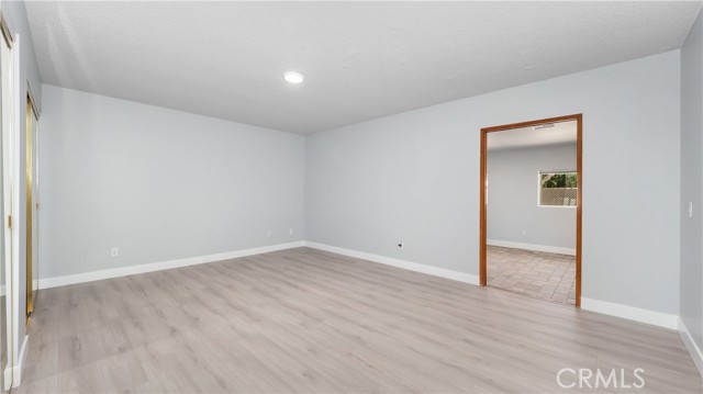 4309 W Avenue K12, Lancaster CA: https://media.crmls.org/medias/551544e5-c37a-4146-a908-8e195595ba19.jpg