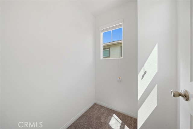 Detail Gallery Image 22 of 39 For 16022 Aventurine Ln, Chino,  CA 91708 - 3 Beds | 2/1 Baths