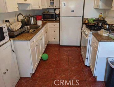 Detail Gallery Image 16 of 17 For 2211 S Fairview St, Santa Ana,  CA 92704 - – Beds | – Baths