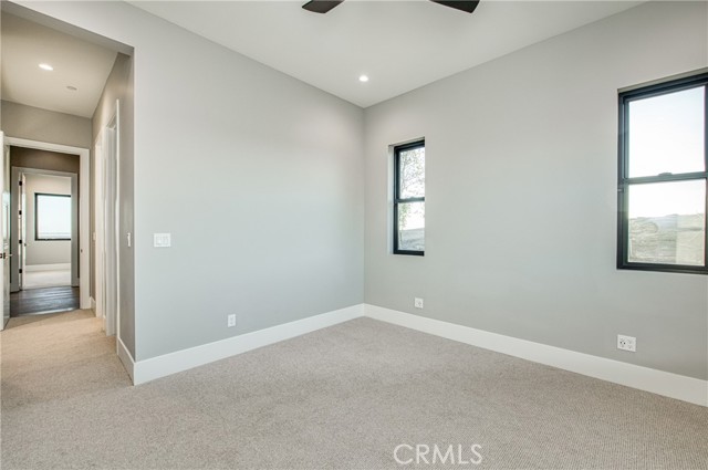 Detail Gallery Image 47 of 68 For 940 Terrace Pl, Madera,  CA 93636 - 4 Beds | 4/1 Baths