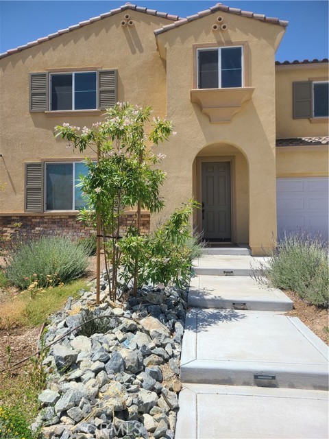 12913 Tehachapi Street, Hesperia CA: https://media.crmls.org/medias/55174ef7-7ca5-4653-8d44-b400e20877ba.jpg
