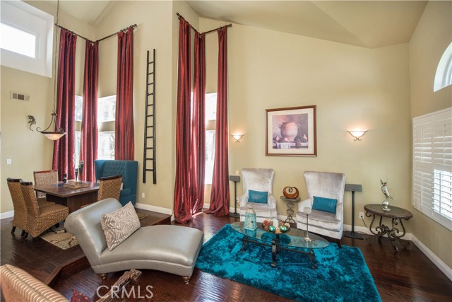 Detail Gallery Image 4 of 73 For 2531 Independence Way, Corona,  CA 92882 - 4 Beds | 3 Baths