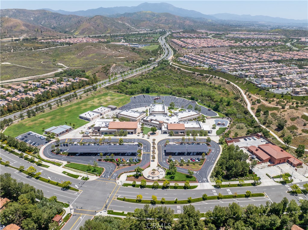 https://media.crmls.org/medias/55180d3d-5343-4088-a49f-55f795eb0805.jpg?preset=X-Large