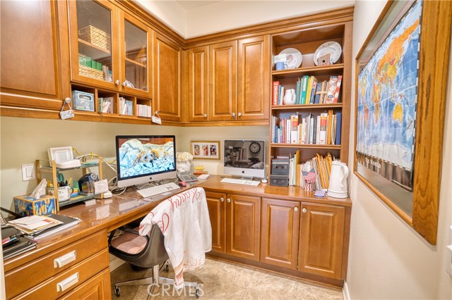 Detail Gallery Image 31 of 64 For 14616 Meadowbrook Lane, Corona,  CA 92880 - 4 Beds | 2/1 Baths