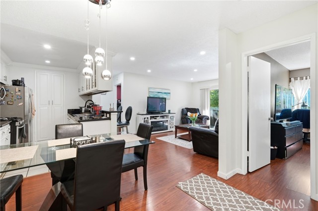 Detail Gallery Image 8 of 19 For 4727 W 147th, Lawndale,  CA 90260 - 2 Beds | 2 Baths