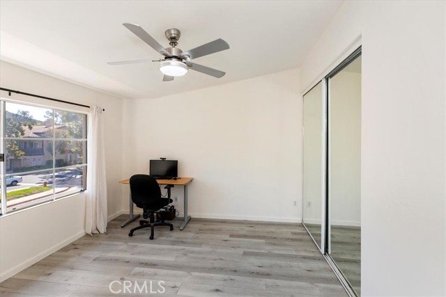 27 Tierra Plano, Rancho Santa Margarita CA: https://media.crmls.org/medias/5518d52c-aee3-488f-9603-aa9905789c17.jpg