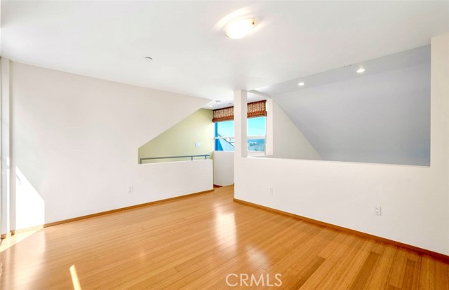 1035 19th Street, Santa Monica CA: https://media.crmls.org/medias/55196212-653e-4e5e-b403-74f8108ece18.jpg