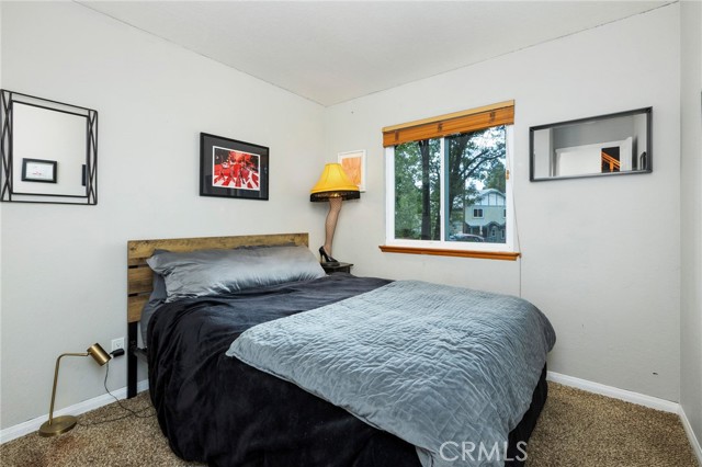 Detail Gallery Image 31 of 46 For 453 Davos, Crestline,  CA 92325 - 5 Beds | 2/1 Baths