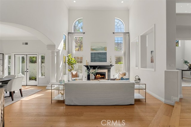 Detail Gallery Image 11 of 75 For 27153 Woodbluff Rd, Laguna Hills,  CA 92653 - 5 Beds | 4/1 Baths