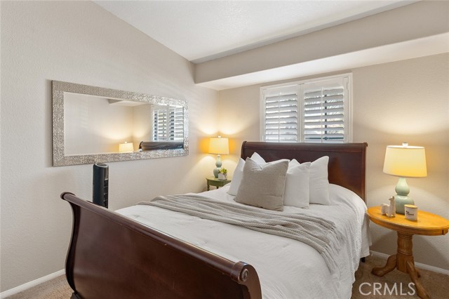 Detail Gallery Image 11 of 24 For 2160 San Antonio Pl, Corona,  CA 92882 - 3 Beds | 2/1 Baths