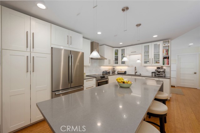 6017 Carnegie Street, San Diego CA: https://media.crmls.org/medias/551b55b9-231d-4285-852a-78bf561bbbdf.jpg