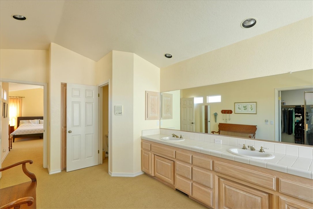 Detail Gallery Image 32 of 53 For 64 Whitecap St, Pismo Beach,  CA 93449 - 3 Beds | 2/1 Baths