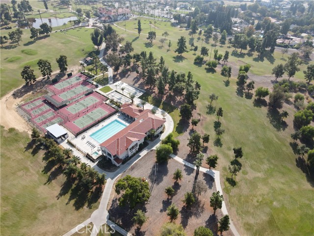 Detail Gallery Image 8 of 64 For 2323 E Hills #57,  Bakersfield,  CA 93306 - 3 Beds | 2/1 Baths