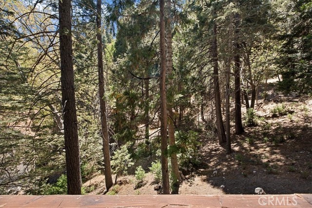 Detail Gallery Image 30 of 36 For 26522 Thunderbird Dr, Lake Arrowhead,  CA 92391 - 3 Beds | 2/1 Baths