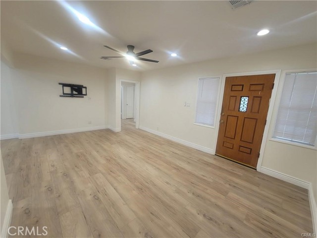 Detail Gallery Image 3 of 16 For 8907 Boyar Ave, Whittier,  CA 90605 - 3 Beds | 2 Baths