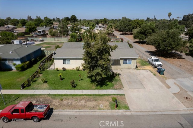 361 N B Street, Tulare CA: https://media.crmls.org/medias/551de5c7-a88a-48d7-98c2-d881fe74cf2f.jpg