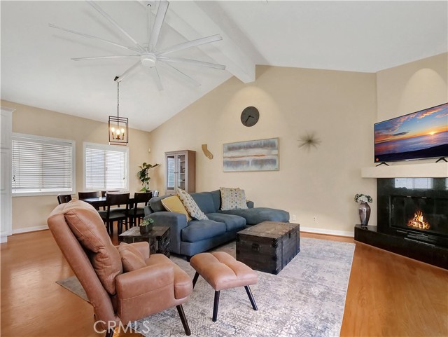 2604 Voorhees Avenue, Redondo Beach, California 90278, 4 Bedrooms Bedrooms, ,2 BathroomsBathrooms,Residential,Sold,Voorhees,PV22133331