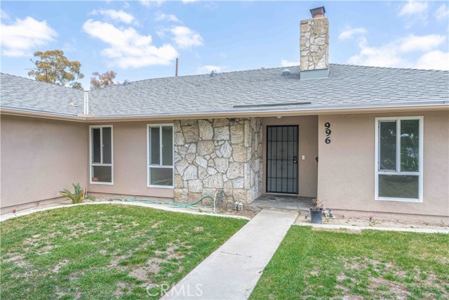Detail Gallery Image 3 of 32 For 996 S Hilda St, Anaheim,  CA 92806 - 4 Beds | 2 Baths