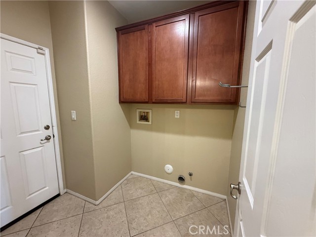 Detail Gallery Image 34 of 35 For 1783 Pinnacle Way, Upland,  CA 91784 - 4 Beds | 2/1 Baths