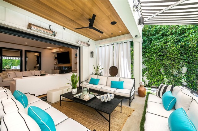 4365 Kraft Avenue, Studio City CA: https://media.crmls.org/medias/551f4606-afab-4a2b-80c9-f06cbc1239df.jpg