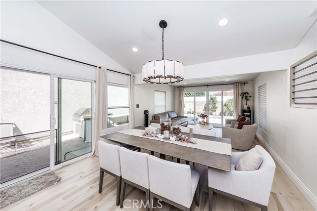 Image 10 of 25 For 9377 Siskin Avenue