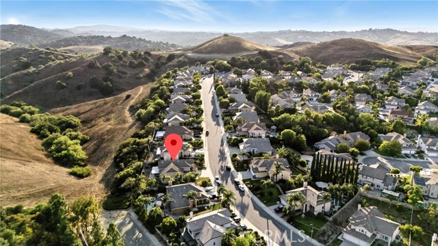 15019 Avenida Compadres, Chino Hills CA: https://media.crmls.org/medias/551f59f5-b72c-4abf-b32a-8c0c06a99436.jpg