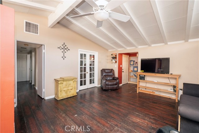 Detail Gallery Image 6 of 30 For 1114 E Lemon, Glendora,  CA 91741 - 4 Beds | 2 Baths