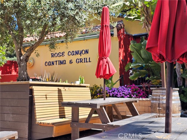 21351 Birdhollow Drive, Rancho Santa Margarita CA: https://media.crmls.org/medias/551fac21-5d75-4da6-bd20-5aeabeb4bbb6.jpg