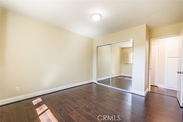 9549 Forbes Ave, Northridge CA: https://media.crmls.org/medias/551ffa5c-79ec-4566-9496-64986ab74a01.jpg