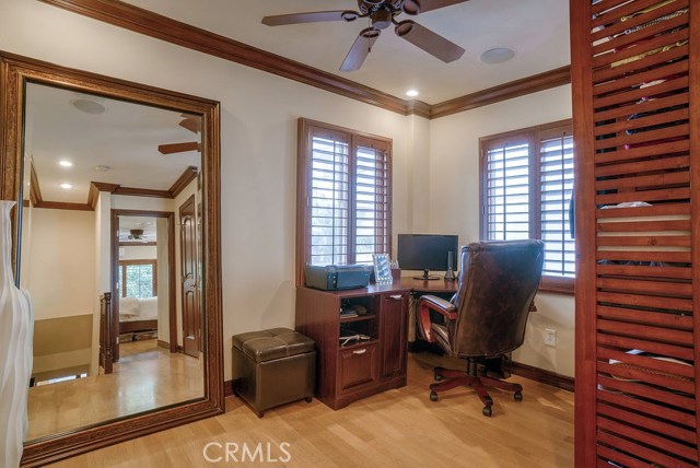 317 Bayview Drive, Hermosa Beach, California 90254, 2 Bedrooms Bedrooms, ,3 BathroomsBathrooms,Residential,Sold,Bayview,SB17229063