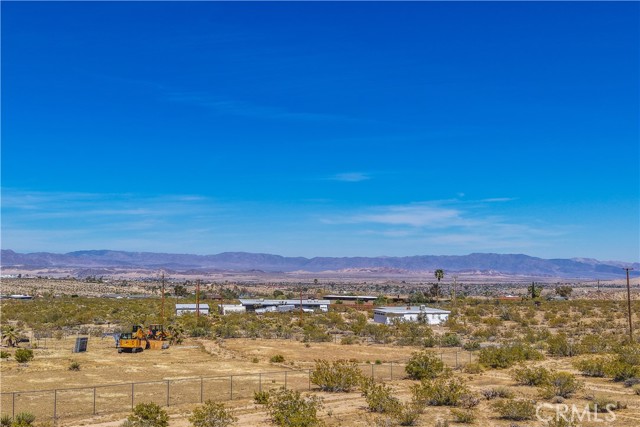 Detail Gallery Image 6 of 32 For 7054 Canyon Rd, Twentynine Palms,  CA 92277 - – Beds | – Baths