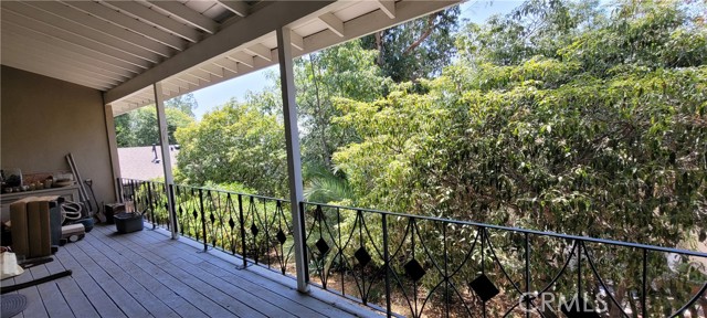 6002 Springvale Drive, Los Angeles CA: https://media.crmls.org/medias/55214fd6-58b3-45a9-a6cb-7dd9d7eb5942.jpg