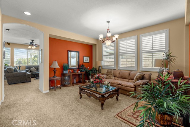 Detail Gallery Image 9 of 41 For 3201 Club Rancho, Palmdale,  CA 93551 - 4 Beds | 3 Baths