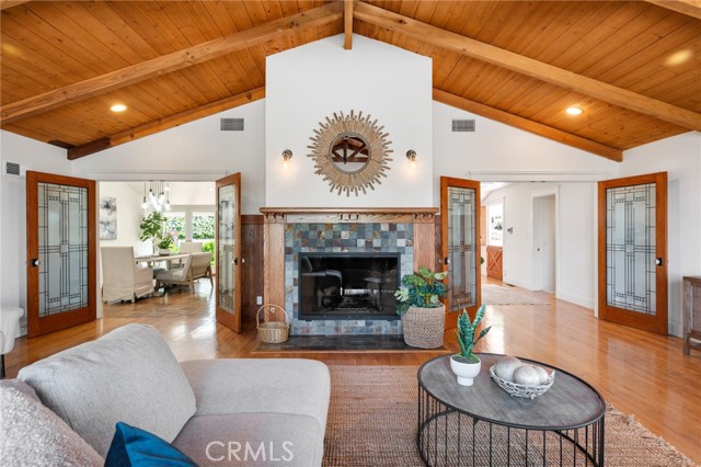 62 Strawberry Lane, Rolling Hills Estates, California 90274, 3 Bedrooms Bedrooms, ,2 BathroomsBathrooms,Residential,Sold,Strawberry Lane,SB22081862