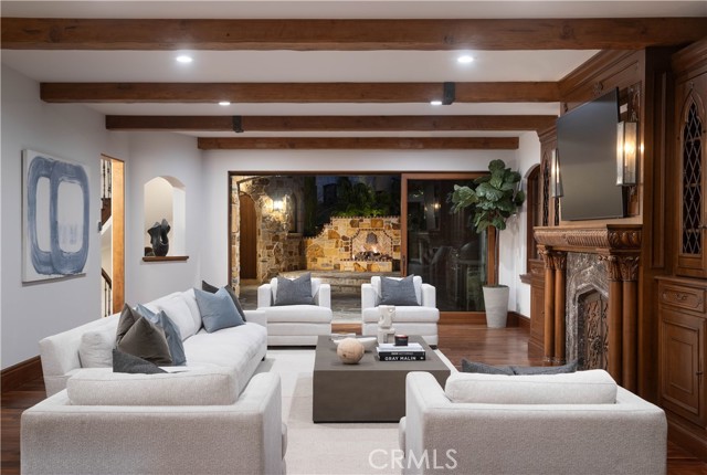 Detail Gallery Image 13 of 46 For 177 Shorecliff Rd, Corona Del Mar,  CA 92625 - 5 Beds | 5/5 Baths