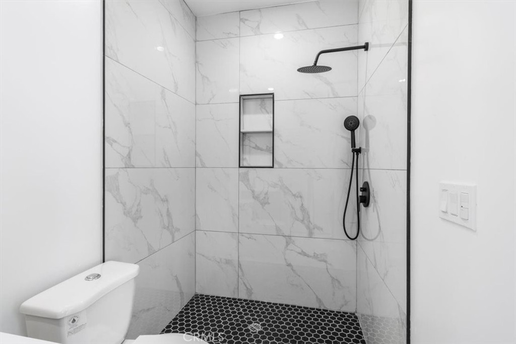 5522D976 E333 44A7 9494 0208F5714613 6616 Denver Avenue, Los Angeles, Ca 90044 &Lt;Span Style='BackgroundColor:transparent;Padding:0Px;'&Gt; &Lt;Small&Gt; &Lt;I&Gt; &Lt;/I&Gt; &Lt;/Small&Gt;&Lt;/Span&Gt;