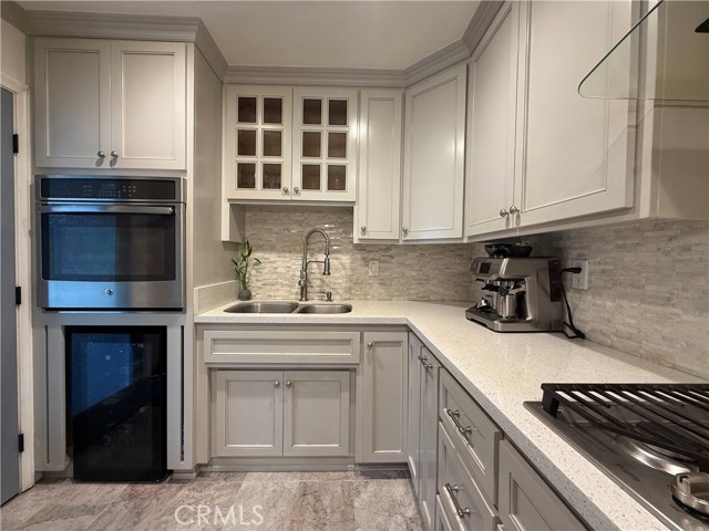 Detail Gallery Image 6 of 11 For 4552 Los Toros, Pico Rivera,  CA 90660 - 2 Beds | 1 Baths