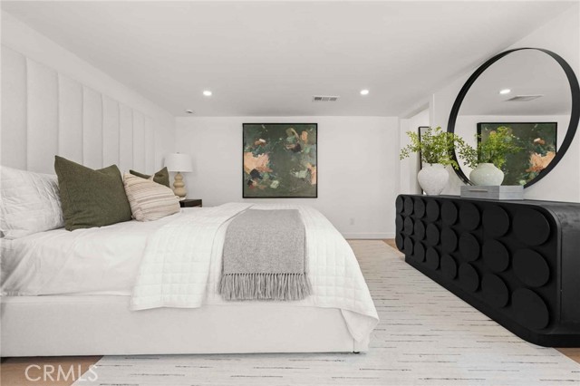 3170 Corinth Avenue, Los Angeles CA: https://media.crmls.org/medias/55233d1c-2d59-477c-ab10-1f97a5bcd3b3.jpg