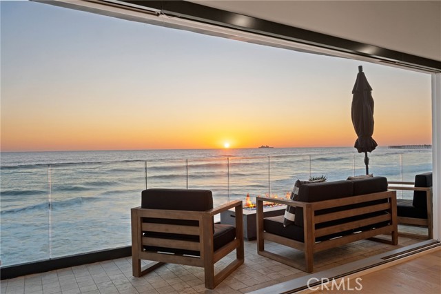 Detail Gallery Image 8 of 67 For 516 S S the Strand, Oceanside,  CA 92054 - – Beds | – Baths