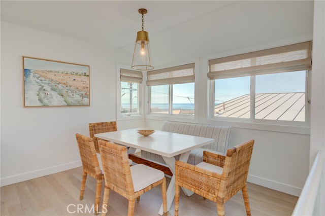 320 23rd Street, Manhattan Beach, California 90266, 3 Bedrooms Bedrooms, ,Residential,Sold,23rd,SB21207459