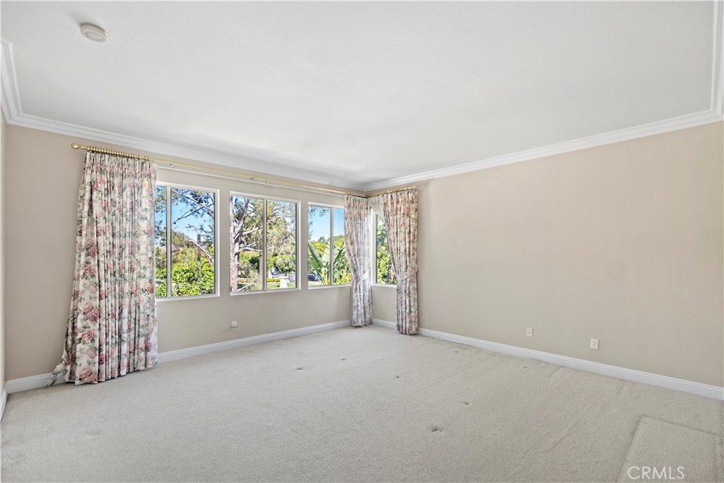 MLS #OC25245659 image #27