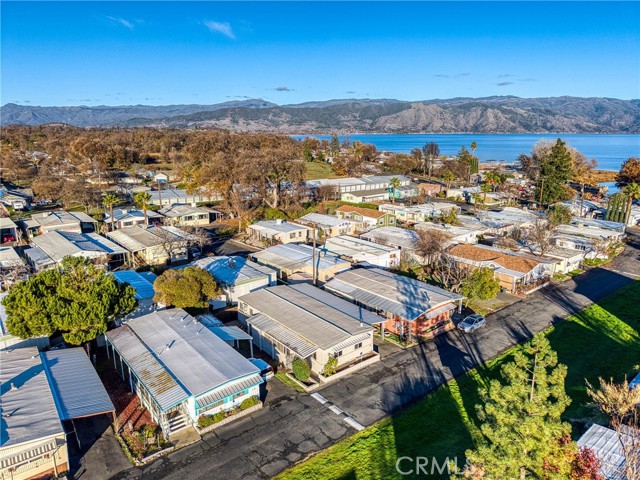 Detail Gallery Image 5 of 46 For 4265 Lakeshore Blvd #18,  Lakeport,  CA 95453 - 2 Beds | 2 Baths