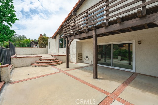 15539 Feldspar Drive, Chino Hills CA: https://media.crmls.org/medias/5524c526-9fee-430e-9b3b-e9eb87c02dda.jpg