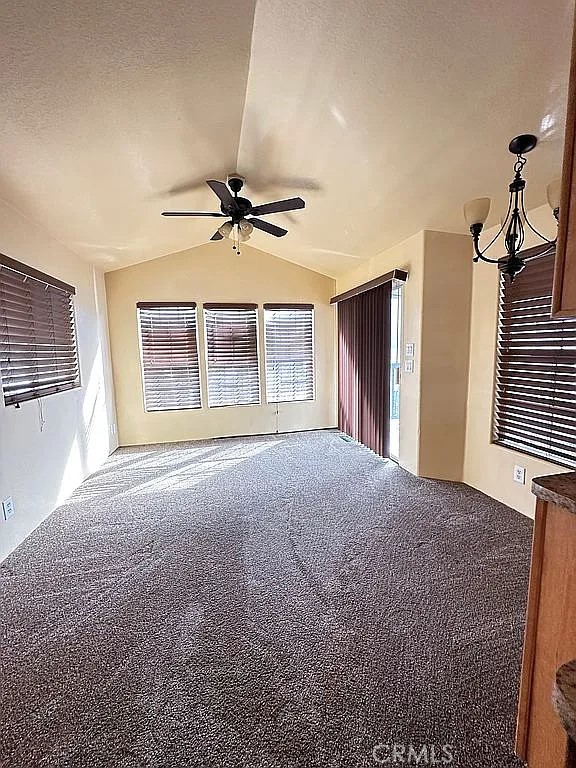 Detail Gallery Image 8 of 11 For 32000 Riverside Dr #I1,  Lake Elsinore,  CA 92530 - 1 Beds | 1 Baths