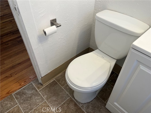 Detail Gallery Image 32 of 46 For 1020 W 24th St, Merced,  CA 95340 - 5 Beds | 1/1 Baths