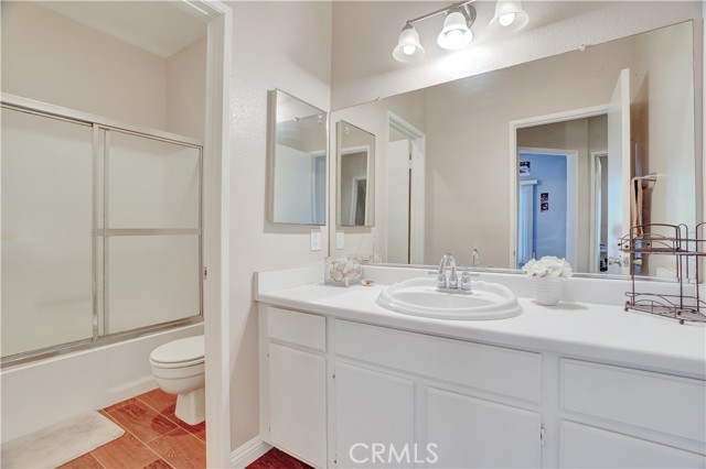 234 Gallery Way, Tustin CA: https://media.crmls.org/medias/5525ef21-1cda-4050-9f5e-2824bec14c9f.jpg