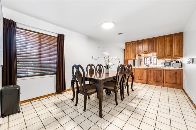 Detail Gallery Image 4 of 43 For 6601 Chapman Ave, Garden Grove,  CA 92845 - 3 Beds | 1/1 Baths