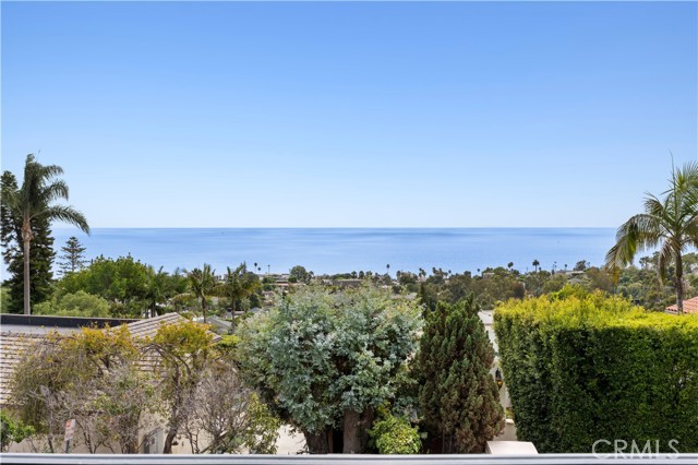 844 Temple Hills Drive, Laguna Beach CA: https://media.crmls.org/medias/5526adaf-38f6-4121-95e2-6d573a2009a6.jpg