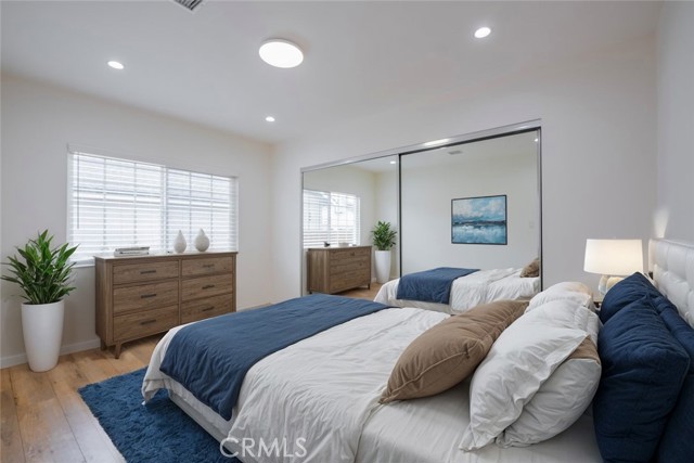 Detail Gallery Image 11 of 19 For 15401 Archwood St, Van Nuys,  CA 91406 - 3 Beds | 2 Baths