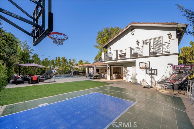 Detail Gallery Image 23 of 26 For 3677 Eddingham Ave, Calabasas,  CA 91302 - 6 Beds | 6/1 Baths